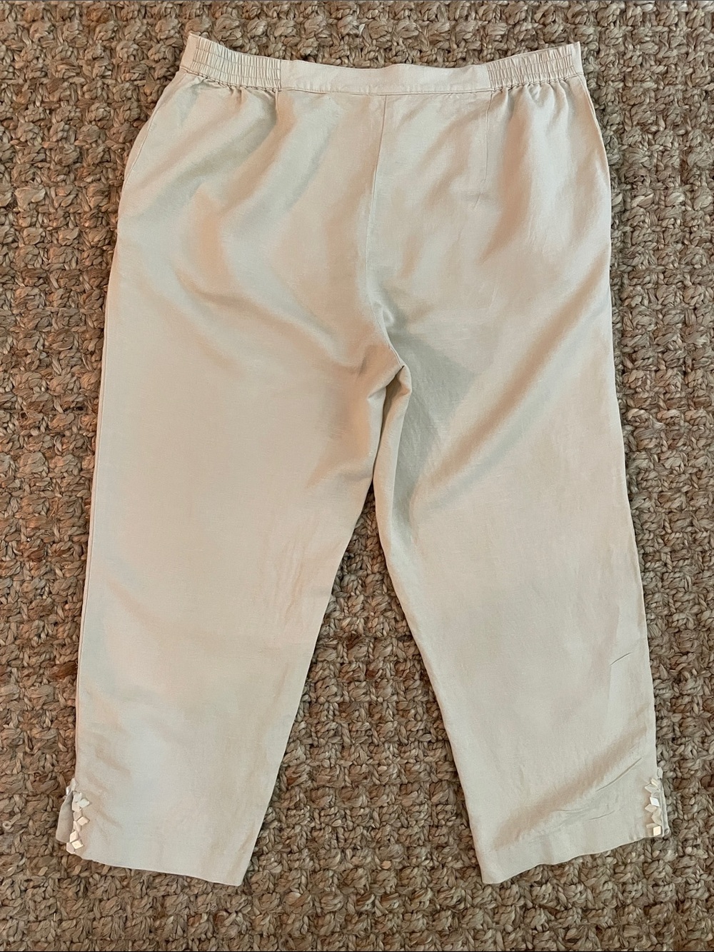 Ruby Rd Linen Blend Embellished Capri Pants Size 14 Beige Cropped Ankle Slit - Picture 8 of 10